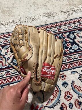 Rawlings Tan Leather Baseball Glove with Red Brand Patch